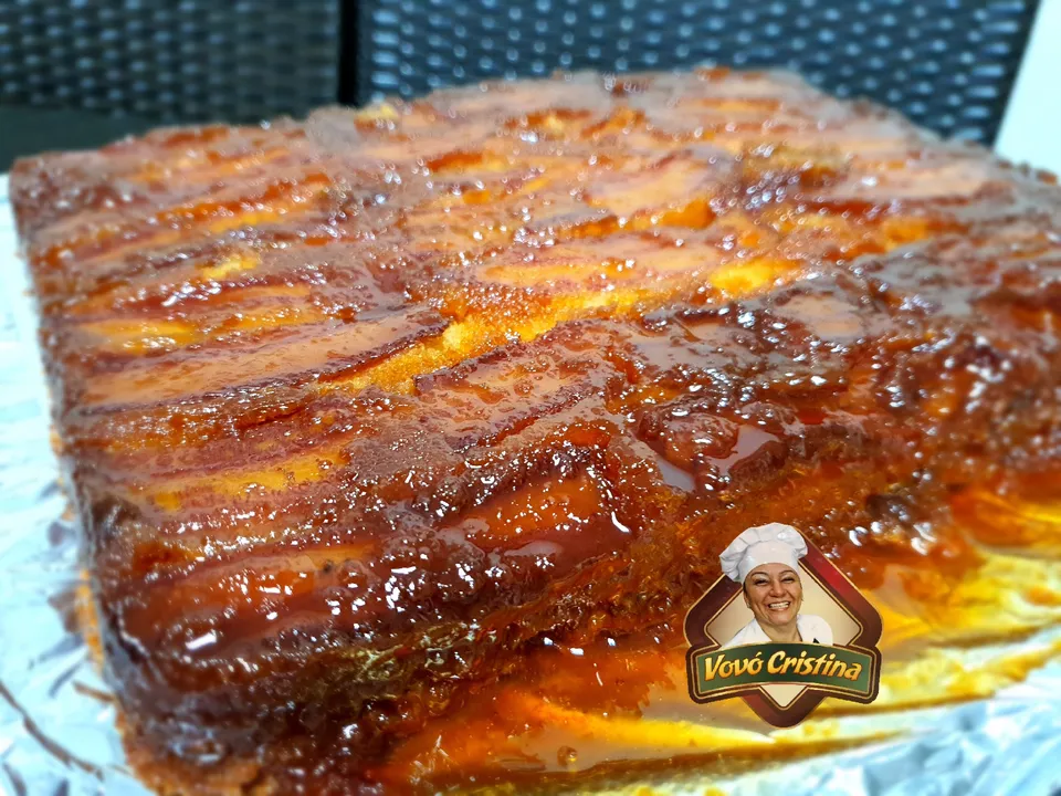 Torta de banana caramelada